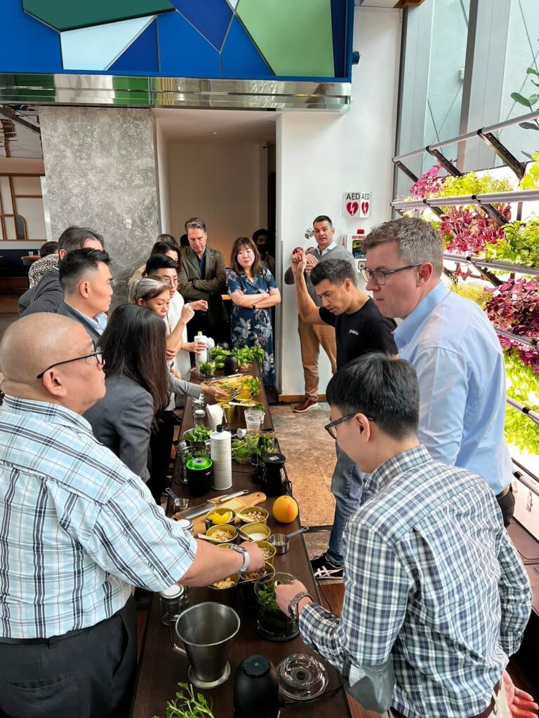 Grobrix Farm-to-table workshops: Creating pesto and fostering workplace wellness